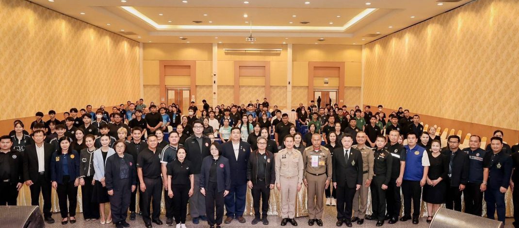 จังหวัดร้อยเอ็ดจัดโครงการหลักสูตรการอบรมเชิงปฏิบัติการเพื่อพัฒนาจิตอาสากีฬา (อาสาสมัครกีฬาและผู้นำการออกกำลังกาย)