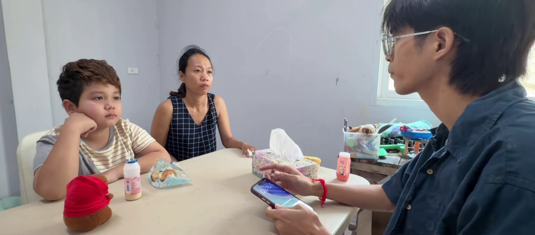 จบด้วยความเข้าใจ แม่เด็กชายลูกครึ่ง 8 ขวบ ถอนแจ้งความครู หลังพูดคุยเคลียร์ใจ ยุติให้ข้อมูลสื่อ