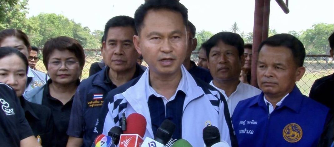 บุรีรัมย์ เคลื่อนแล้วไม่สนปุ๋ยเคมีผู้ว่านำชาวบ้านทำปุ๋ยอินทรีย์ลดต้นทุน