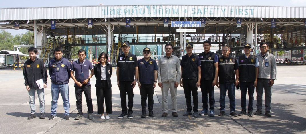 ศุลกากรบ้านดอน ร่วมสืบสวนและปราบปราม ศุลกากรตรวจการณ์คลังน้ำมัน ป้องกันการกักตุนน้ำมัน ตามนโยบายรัฐบาล