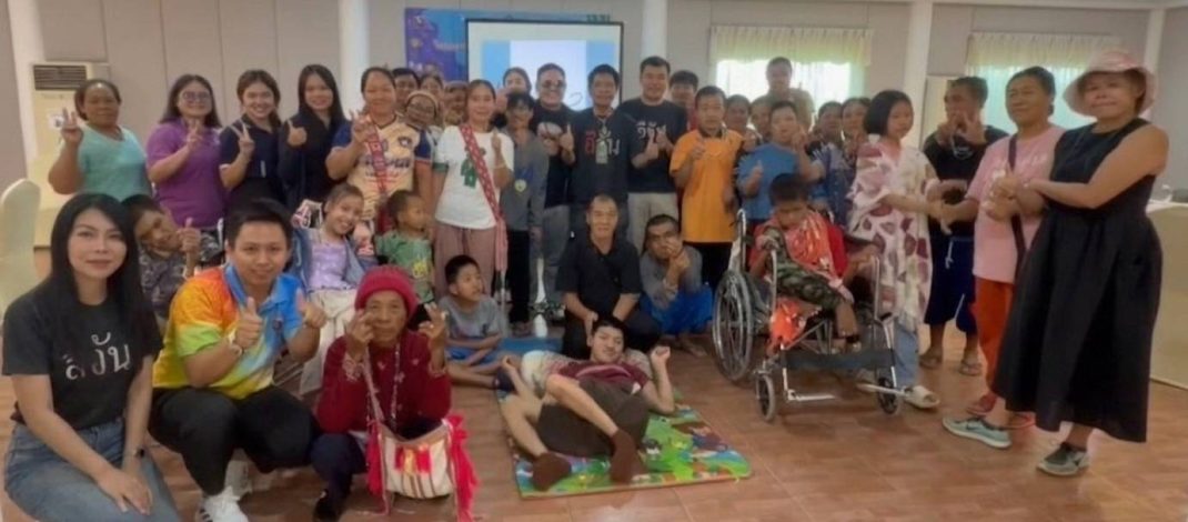 ร่วมแบ่งปันประสบการณ์ด้านAI แก่ผู้ด้อยโอกาสสู่ค้าขายออนไลน์