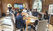 ศรชล.จว.สฎ.จัดประชุมเตรียมความพร้อม ในการฝึกซ้อมแผนเผชิญเหตุและตอบโต้ผู้ก่อการร้ายปล้นสะดมยึดเรือบรรทุกสินค้า เขตชายฝั่งทะเลจังหวัดสุราษฎร์ธานี
