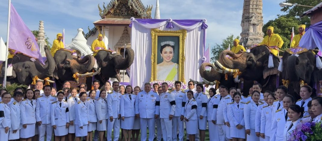 เทศบาลนครพระนครศรีอยุธยา ร่วมกับ วัดศาลาปูนวรวิหาร จัดพิธีมหามงคลวันเฉลิมพระชนมพรรษาและปล่อยพันธุ์ปลา พันธุ์กุ้ง ถวายเป็นพระราชกุศล