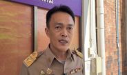 ประชาชนแห่ตรวจสอบชื่อครอบครองรถแน่นขนส่งอยุธยา หลังตรวจสิทธิบัตรสวัสดิการแห่งรัฐไม่ผ่าน เหตุยังมีชื่อเป็นเจ้าของรถ