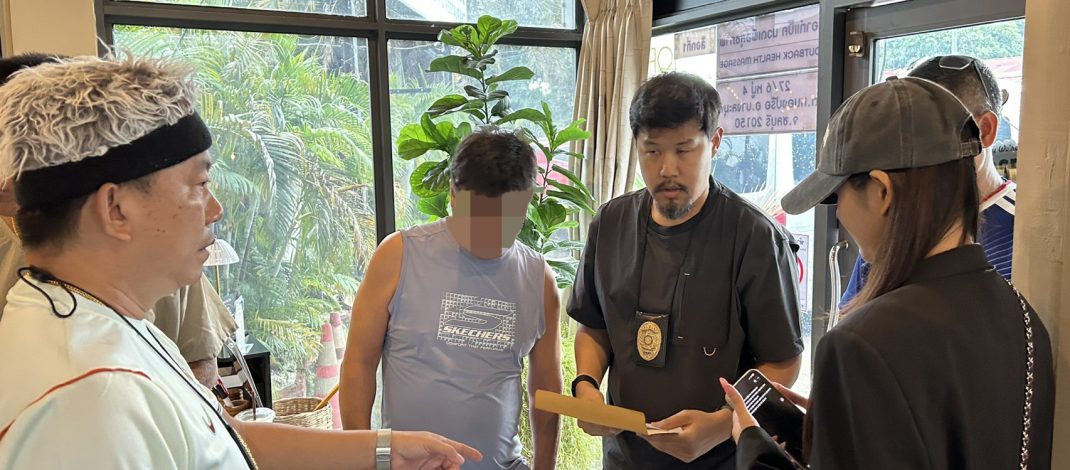 ตม.ดักตะครุบเจ้าพ่อสแกมเมอร์-เว็บพนัน ชาวเกาหลีใต้หมายจับตำรวจสากล ใช้ไทยเป็นฐานสั่งการเอี่ยวเว็บพนันเงินหมุนเวียน 124 ล้านต่อปี