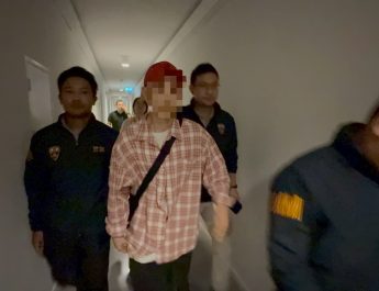 สตม.แกะรอยรวบ “โอปป้า” หนีหมายแดงอินเตอร์โพล ซุกไอซ์ใส่กางเกงในบินข้ามประเทศ