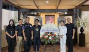 เพจอีจัน ชมรมสื่อออนไลน์ร่วมวางพวงหรีด งานสวดอภิธรรมนายสมบูรณ์ วันไชยธนวงศ์ อดีต ส.ส.7 สมัยเชียงราย