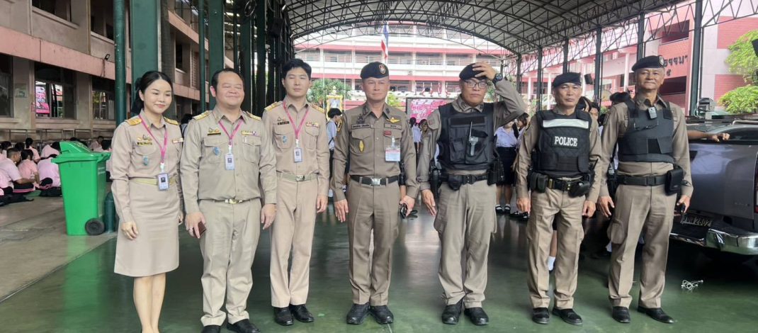 ตำรวจหัวหมากจัดอบรม “หนี-ซ่อน-สู้” รับมือเหตุกราดยิง เสริมทักษะเอาตัวรอดให้บุคลากรโรงเรียนเทพลีลา