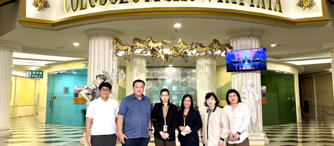 ผู้บริหาร “โคลอสเซียมโชว์ พัทยา” ให้การต้อนรับ นายก สนท.-นายก สภท. เยี่ยมชมความยิ่งใหญ่การแสดงหลากหลายวัฒนธรรม
