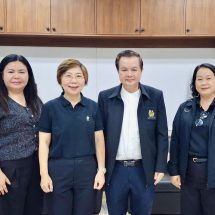 เขตบึงกุ่มจับมือมูลนิธิครอบครัวพอเพียงเตรียมจัดโครงการให้เยาวชนและผู้สูงวัยในเขตบึงกุ่ม