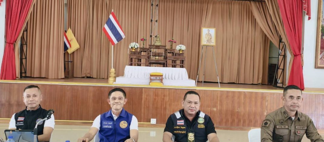 ศรชล.สุราษฎร์ร่วมอำเภอท่าชนะเร่งแก้ไขปัญหาความเดือดร้อนชาวประมงพื้นบ้าน