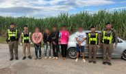 ตำรวจสอบสวนกลาง (CIB) รวมชายไทยลักลอบขนต่างด้าวชาวกัมพูชาแลก 8 พันต่อเที่ยวมุ่งชลบุรี